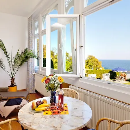 Feodora Apartment